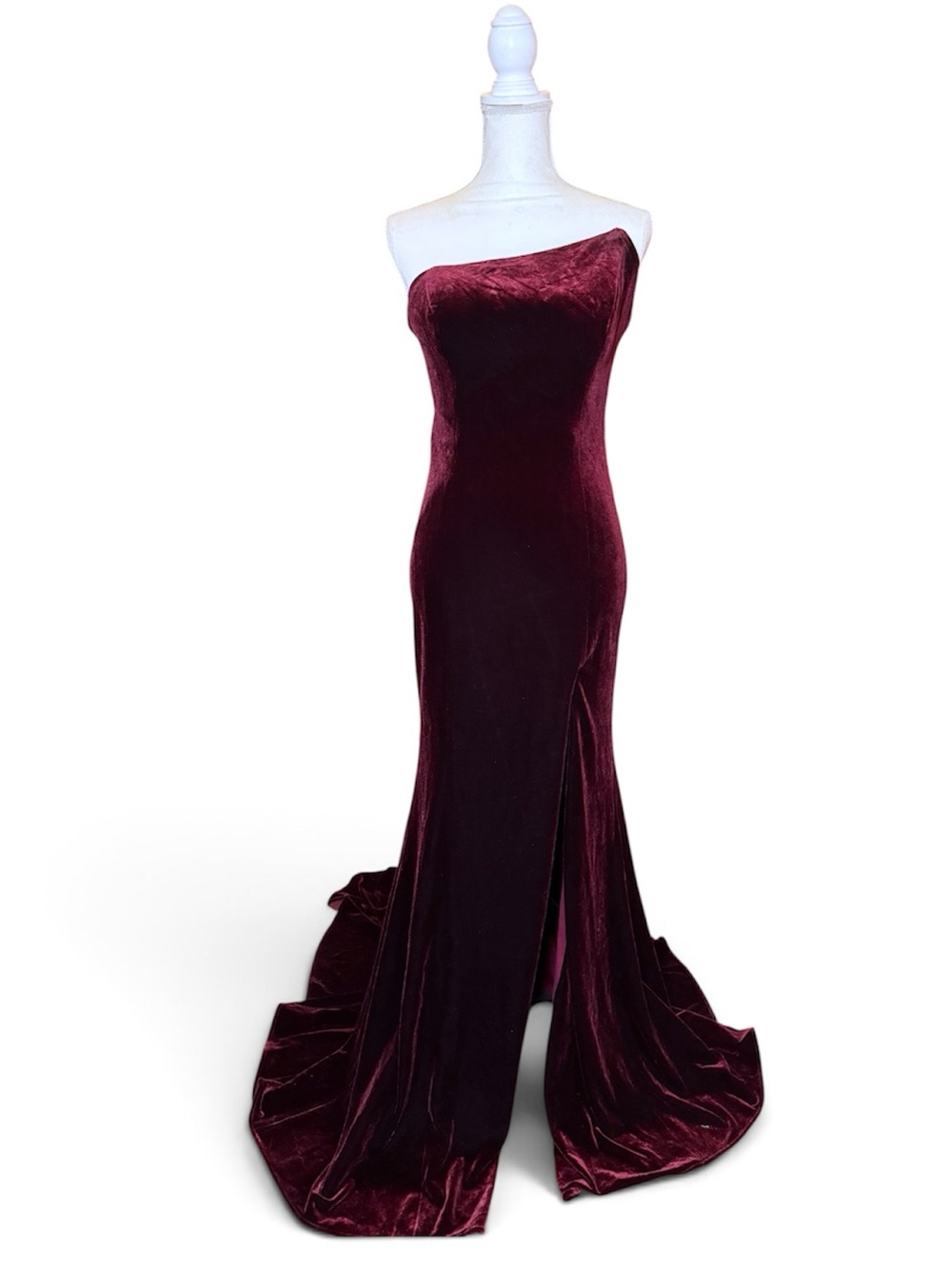 VELVET STRAPLESS EVENING GOWN RED VELOUR FORMAL